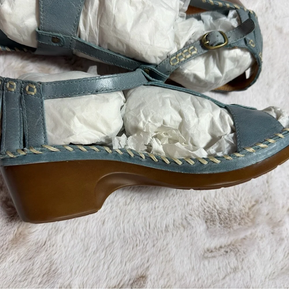 Women's ARIAT Women's Shalimar Sandal,Sky,11 - Picture 15 of 16